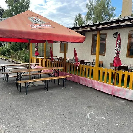 Na Srubech Vendégház *